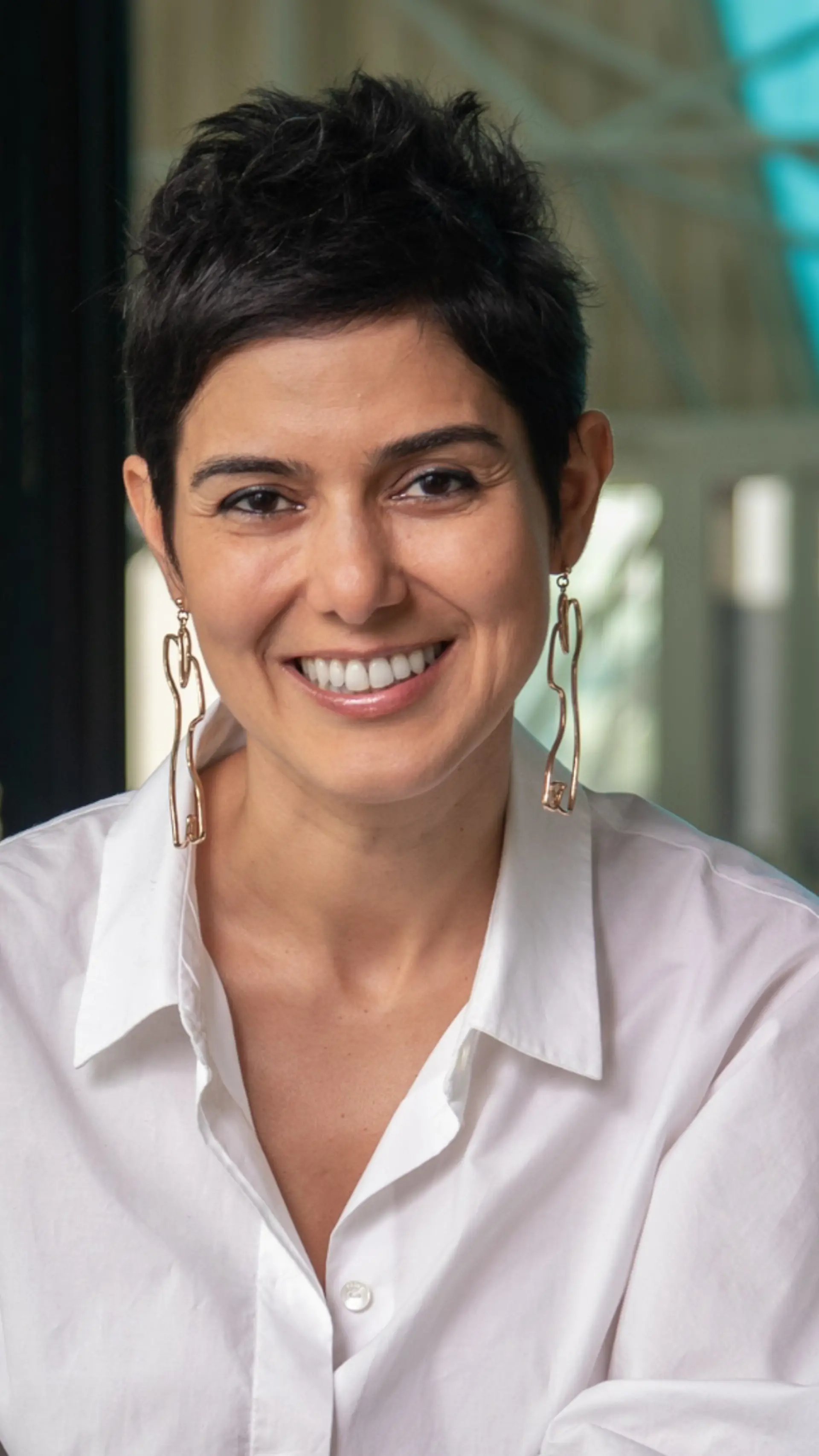 Rana Nawas - <p>Rana Nawas equips organisations with practical tools to sell, lead and communicate confidently in the AI era.</p>