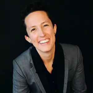 MacKenzie Llamo