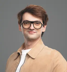 Cornel Amariei - Cornel Amariei is the founder of .lumen, using AI and autonomous-driving principles to build mobility technology for people who are blind.