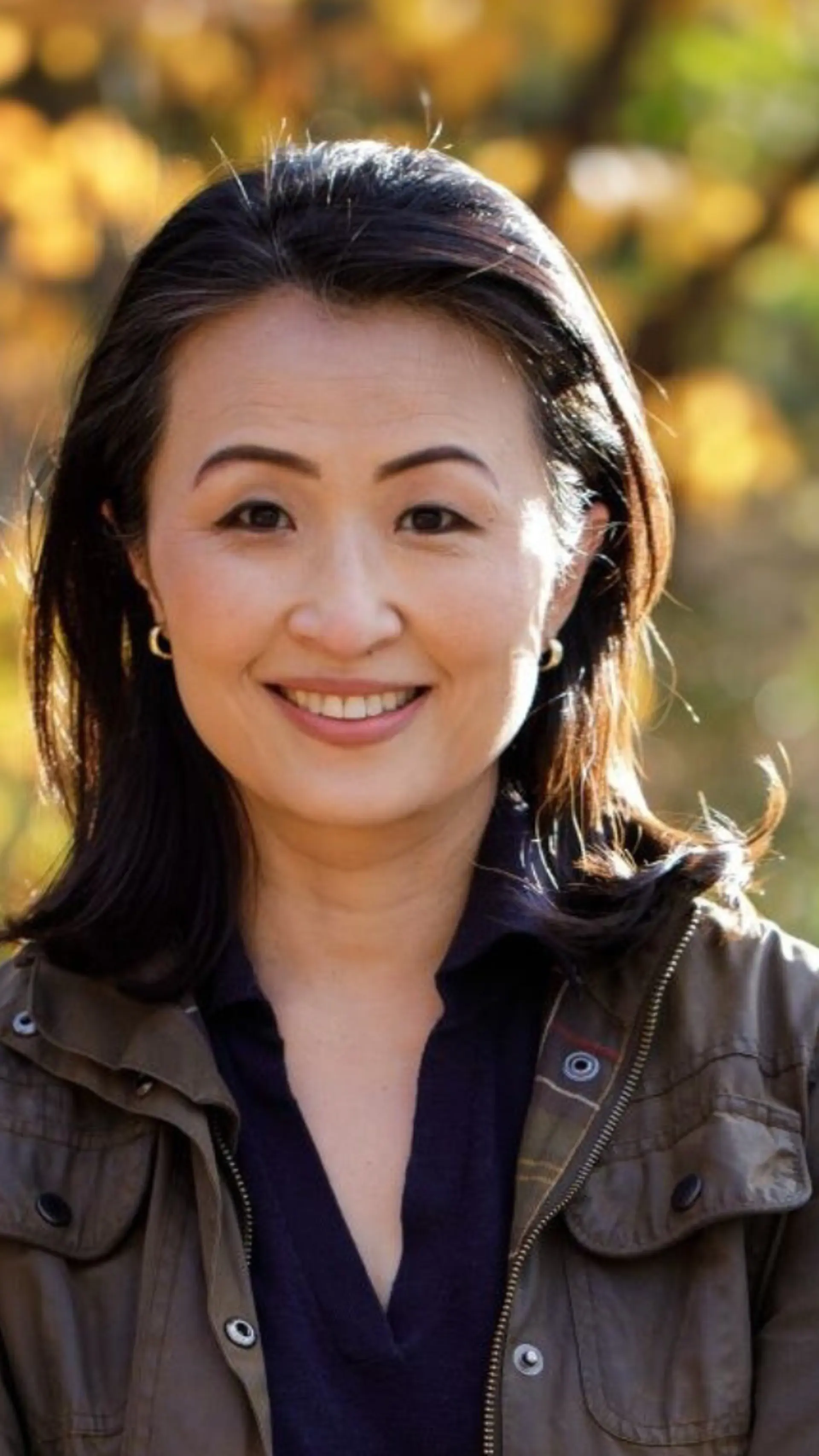 Jane Hyun - <p>Leadership strategist helping global organizations turn culture into growth and collaboration.</p>