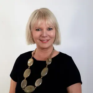 Lindsey Agness