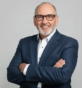 Steve Simpson - Steve Simpson helps organisations worldwide unlock performance by transforming workplace cultures through his UGRs methodology.
&nbsp;