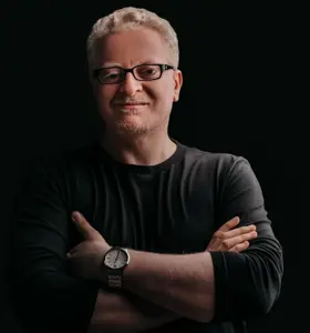 Nader Sabry - Exponential growth strategist helping leaders compress time-to-market, unlock capital, and scale faster with proven commercialization systems.