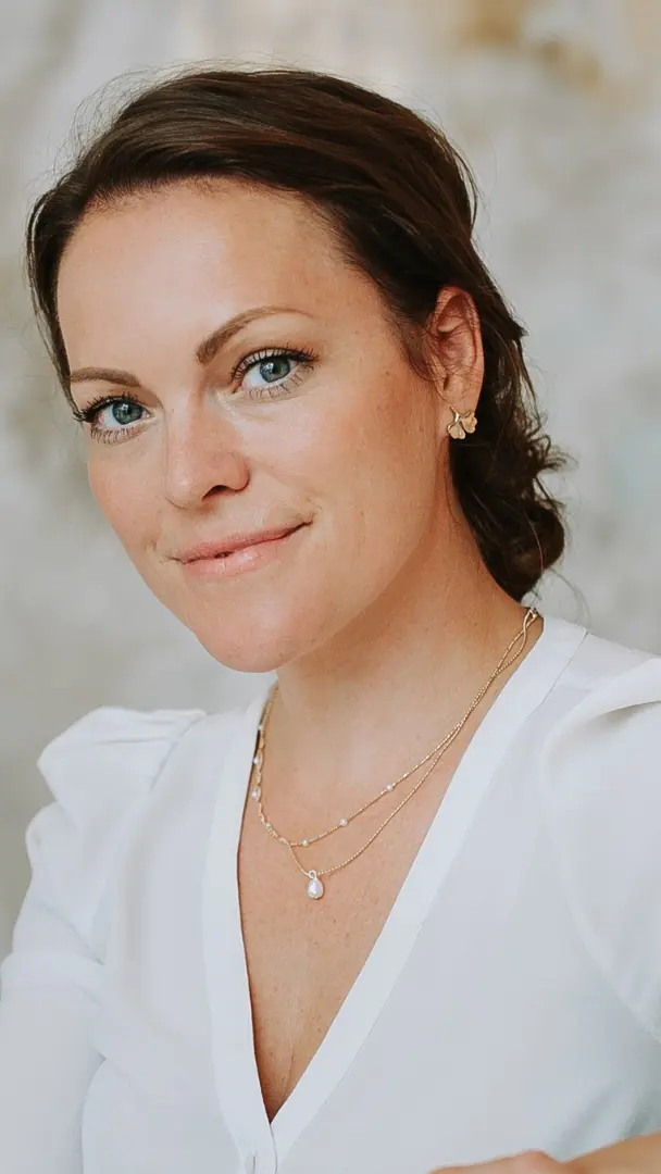 Adela Schicker