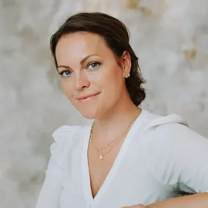 Adela Schicker