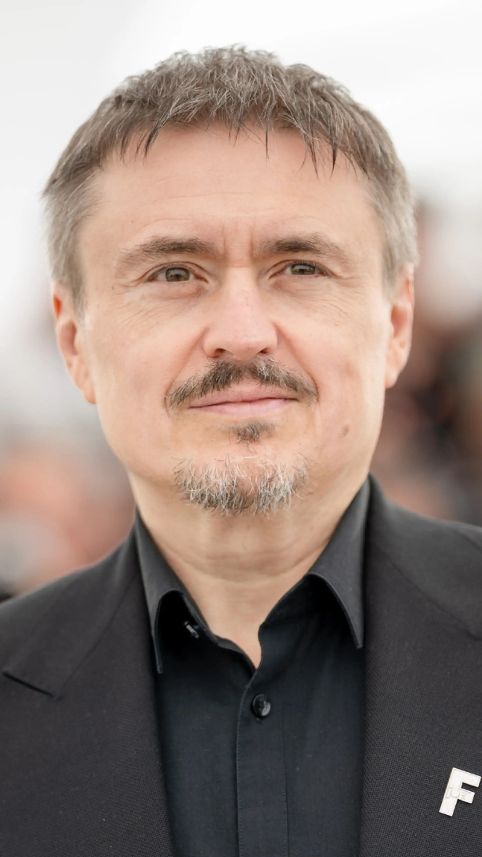 Cristian Mungiu - <p data-pm-slice="1 1 []">Two-time Palme d'Or winner Cristian Mungiu shares lessons on creative leadership, trust, storytelling and pursuing an uncompromising vision.</p>