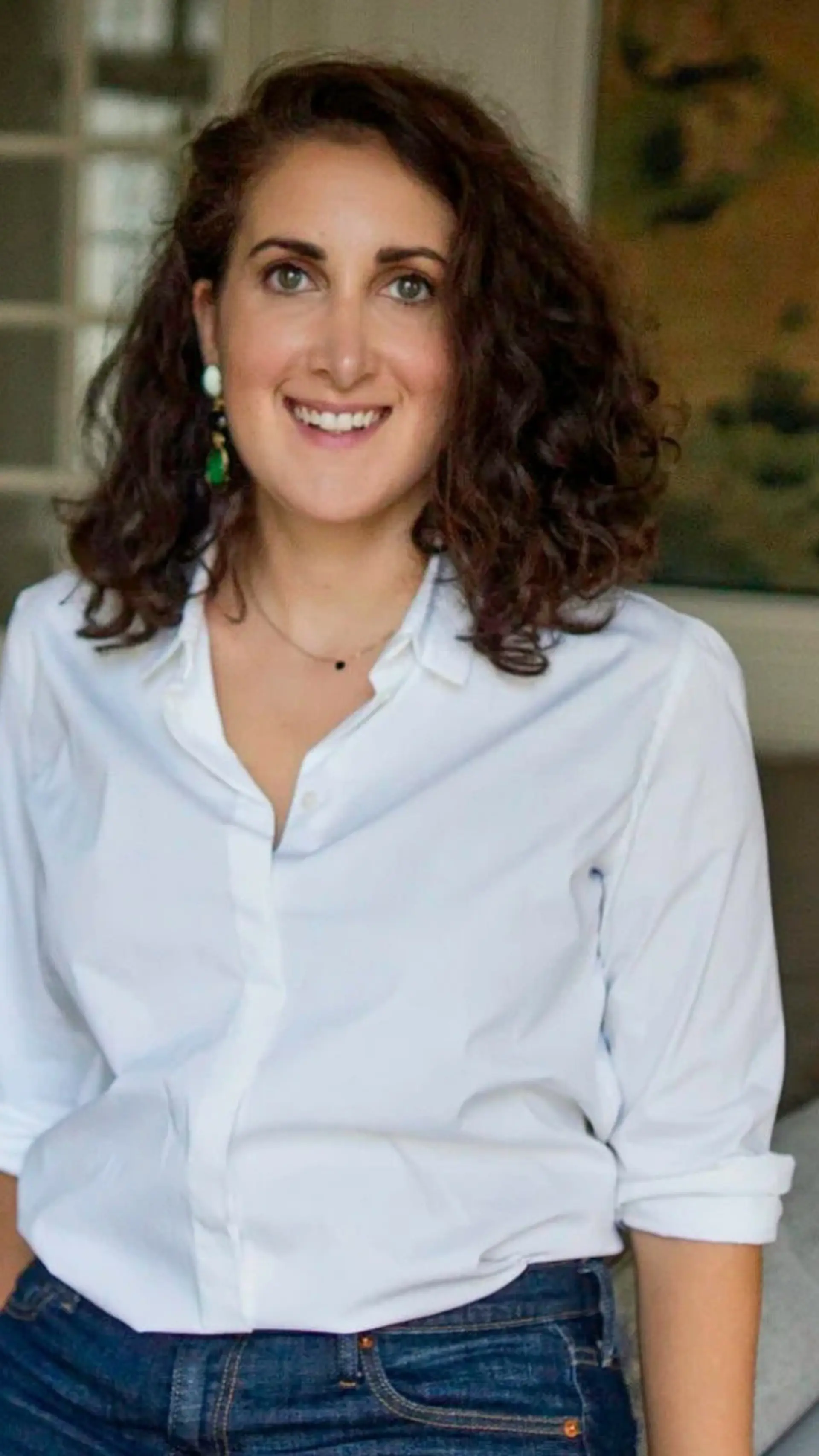 Rahaf Harfoush - <p data-start="290" data-end="440">Rahaf Harfoush explores how digital culture, AI, and technology reshape how we work, lead, and live.</p>