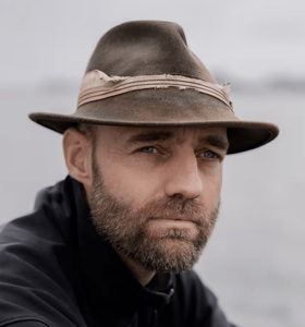 Thor Pedersen - Discover global explorer Thor Pedersen, the man who traveled to every country on Earth without flying.