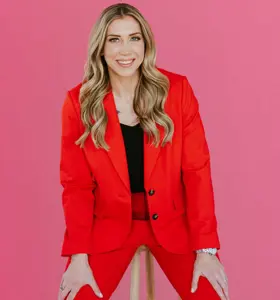 Michelle “MACE” Curran - Former USAF Thunderbird pilot helping teams turn fear into action.