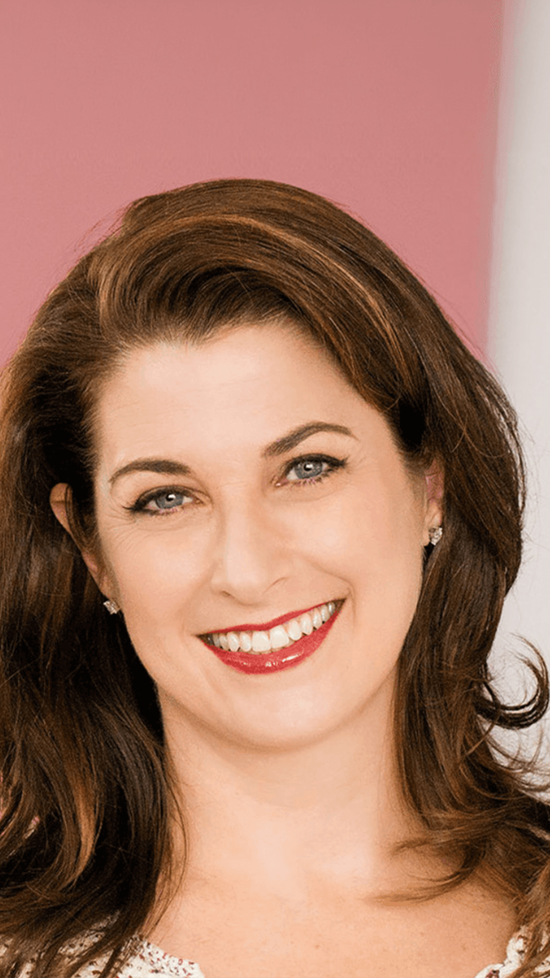 Susan Salgado - Keynote speaker Susan Salgado is an expert in building successful organizational cultures. She helps companies achieve sustainable growth and high-performance teams.