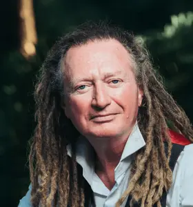 Tom Morley - Following his time in the music business with the 80s band Scritti Politti Tom has developed a truly artistic way of living where every experience leads him to the humorous uncovering of some universal truth.