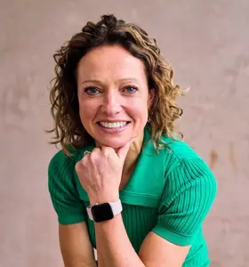 Felicity Ashley - Felicity Ashley blends elite leadership experience with an extraordinary survival story to help teams perform under pressure and lead through change.