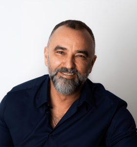 Bernardo Moya - Entrepreneur, Author, Speaker, Publisher, TV Producer &amp; Seminar Promoter helping to develop The Best You 