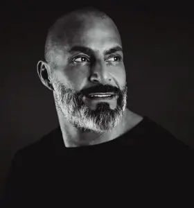 Igor Beuker - Igor Beuker is a futurist, entrepreneur, and marketing innovator whose radical vision and mission-driven energy inspire audiences worldwide.