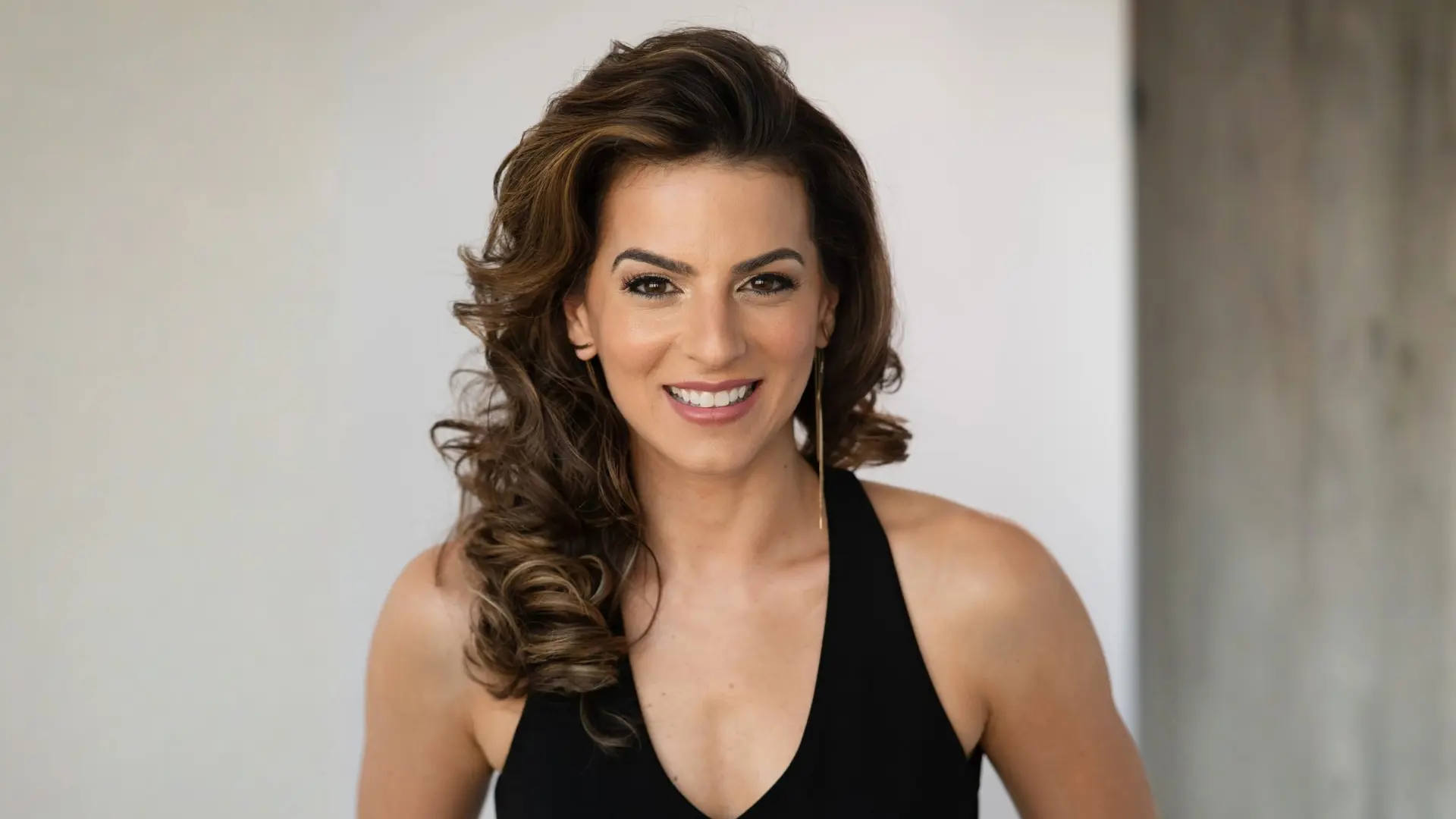 Renèe Marino - <p>Renée Marino is a keynote speaker, communication expert, Broadway performer and author who helps people create genuine human connection.</p>
