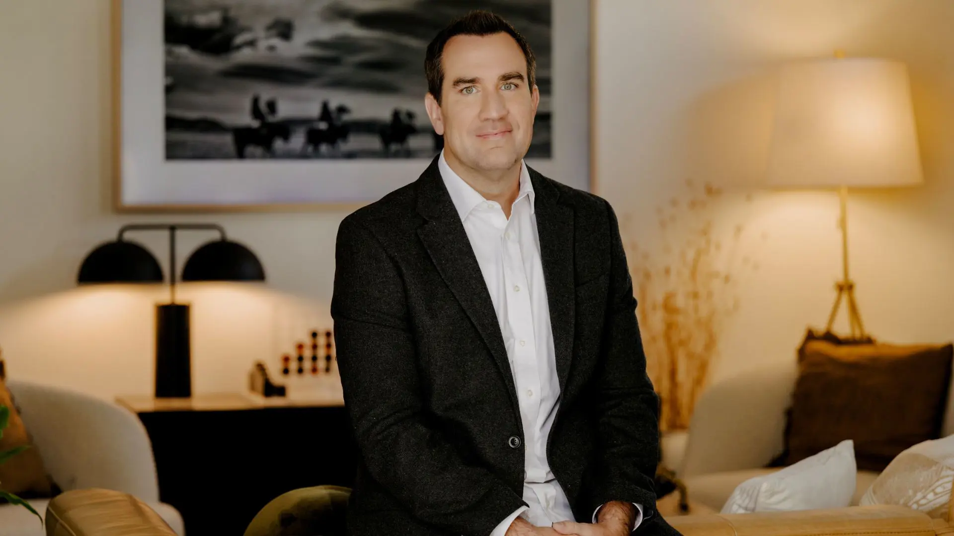 David Burkus - <p>Columbia University professor and bestselling author helping leaders build stronger teams, trust, and performance in uncertain times.</p>