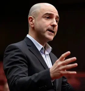 Pedro Uria-Recio - Pedro Uria-Recio is a global Data &amp; AI leader delivering real business impact through AI, strategy, and large-scale digital transformation.