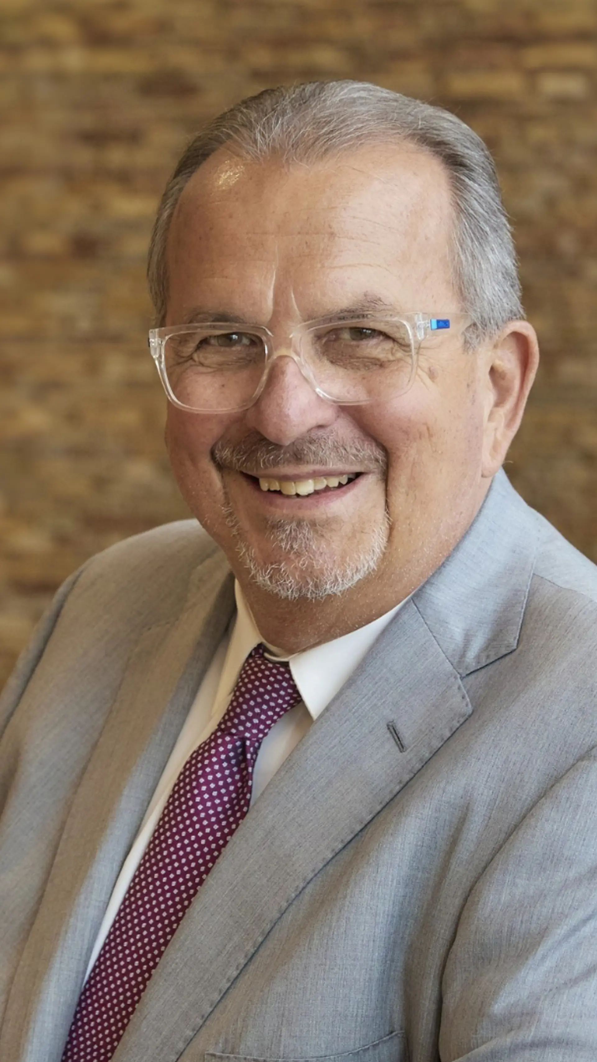 Kenneth Gronbach - <p>Kenneth Gronbach makes demography and generational trends engaging, practical and highly relevant for today’s business world.</p>