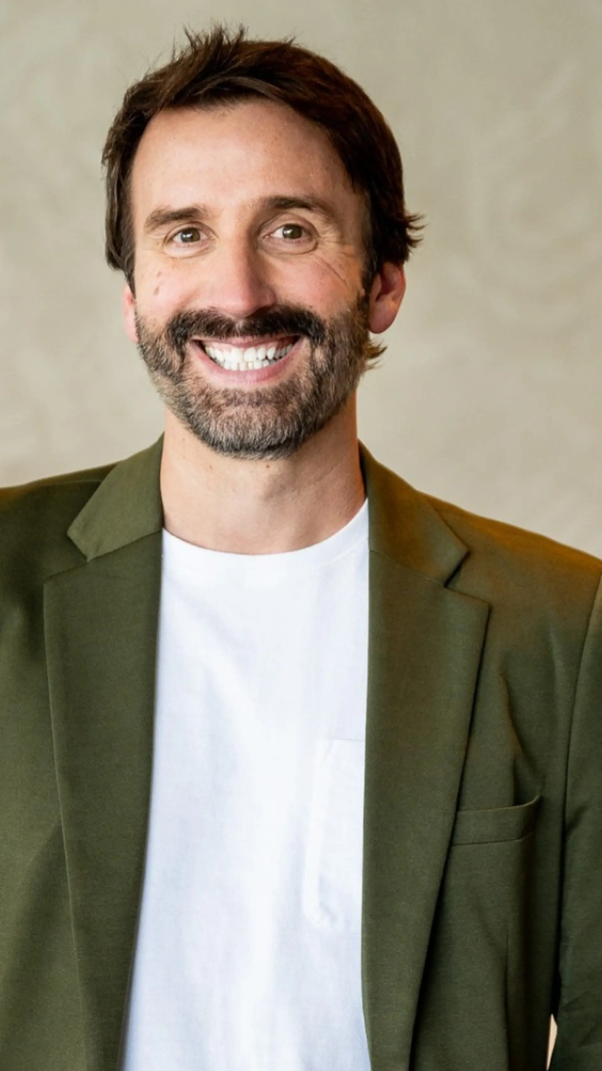 Scott Zimmer - <p class="" data-start="203" data-end="371">Scott Zimmer helps organizations bridge generational gaps and build stronger, more connected workplaces.</p>