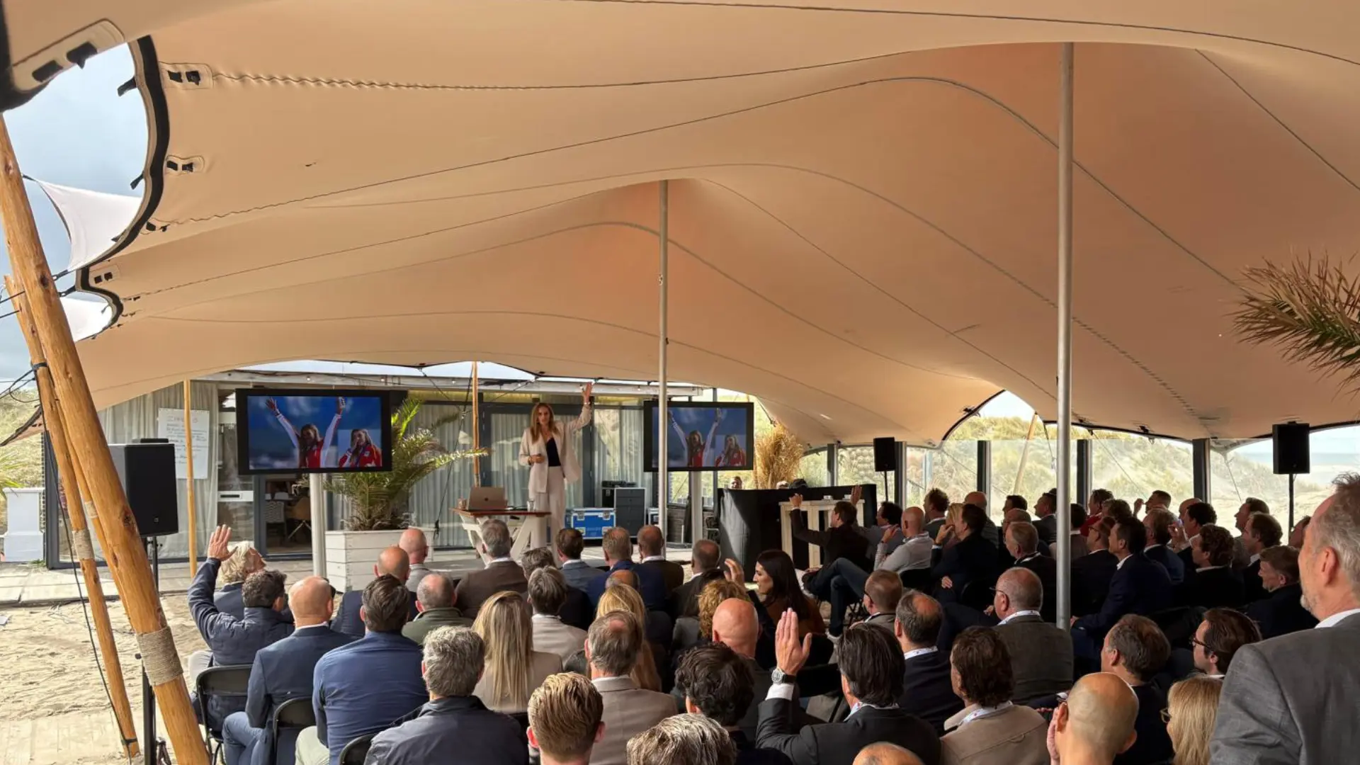 Marit Bouwmeester - <p>Four-time Olympic medalist and sailing icon Marit Bouwmeester shares powerful lessons on mental strength, resilience and performing under pressure.</p>