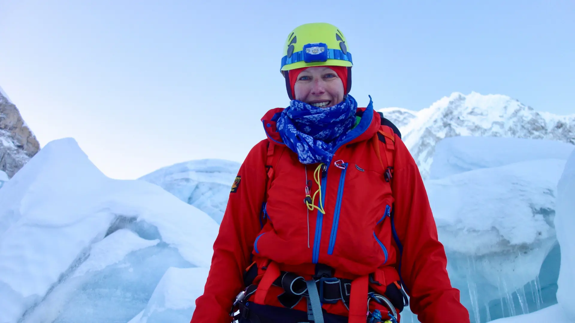 Jo Bradshaw - <p>Everest summiteer Jo Bradshaw shares powerful lessons on leading through uncertainty, building resilience and performing under pressure.</p>