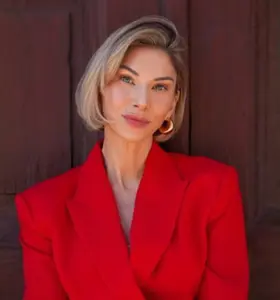 Autumn Adele - Autumn Adele helps audiences rethink mental health through lifestyle, longevity, and intentional living rooted in real-life transformation.