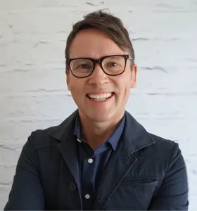 Nils Vesk - Book Nils Vesk to transform “business as usual” into innovation momentum, trusted by Microsoft, Nestlé, and Adobe for high-impact creative breakthroughs.