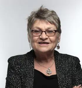 Beverly Alimo-Metcalfe