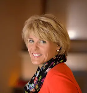 Caroline Adams Miller - Positive psychology and Grit &amp; Goals™ expert and one of the leading experts on the science behind successful goalsetting