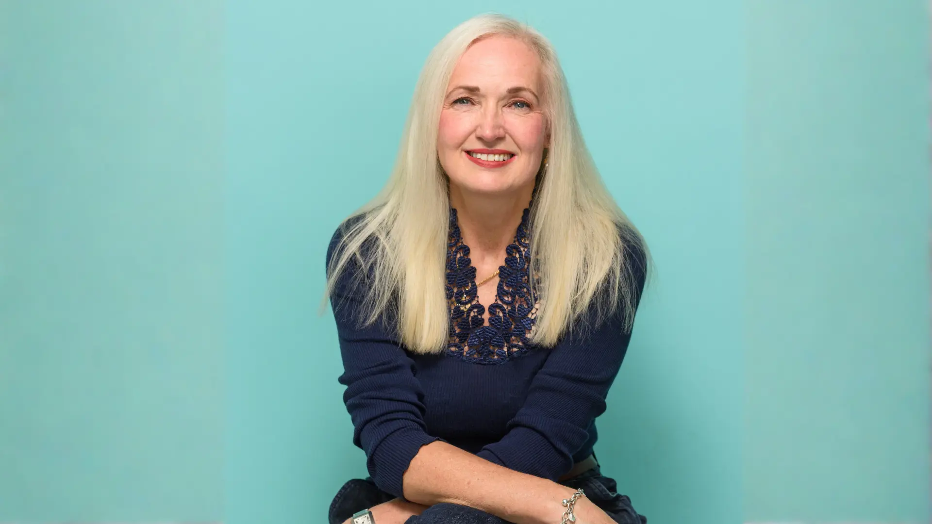 Kate Ancketill - <div class="site-container space-y-12">
<div id="bio-oneline" class="space-y-4 px-6 py-6 text-[15px] leading-relaxed text-white/80 md:text-[16px] md:leading-[1.7]">
<p>Kate Ancketill business futurist and ten-time NRF Big Show keynote speaker, helping brands spot the signals others miss.</p>
</div>
</div>