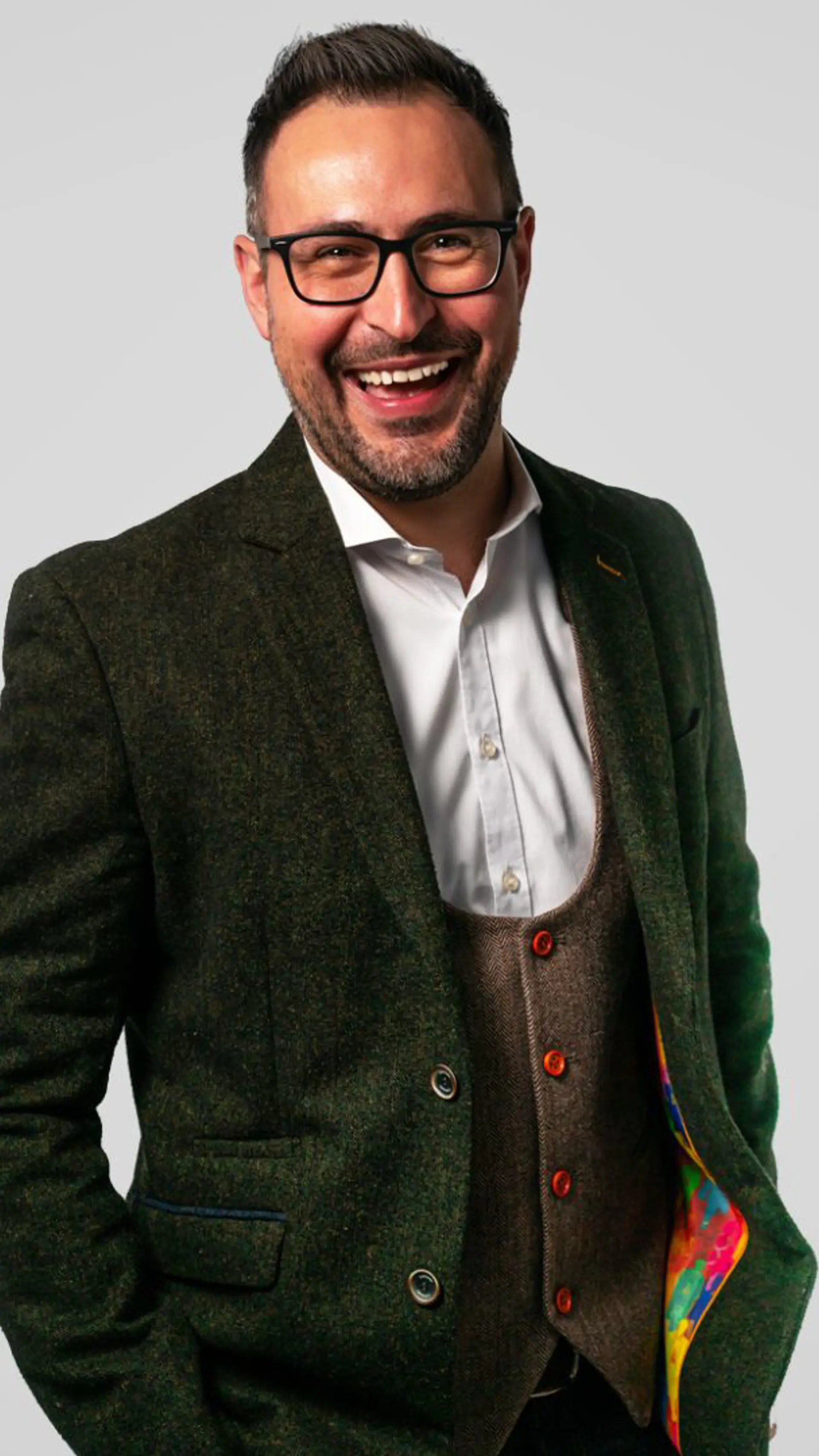 Alexander Bell - <p data-start="245" data-end="396">Global keynote speaker helping organisations improve performance, focus and digital wellbeing in a technology-driven world.</p>