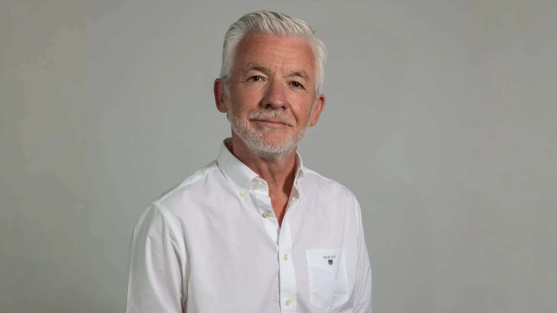 Alan O'Neill - <p data-start="359" data-end="522">Alan O’Neill helps leaders align culture, strategy and AI to close the gap between ambition and real-world results.</p>
