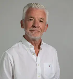 Alan O'Neill - Alan O’Neill helps leaders align culture, strategy and AI to close the gap between ambition and real-world results.