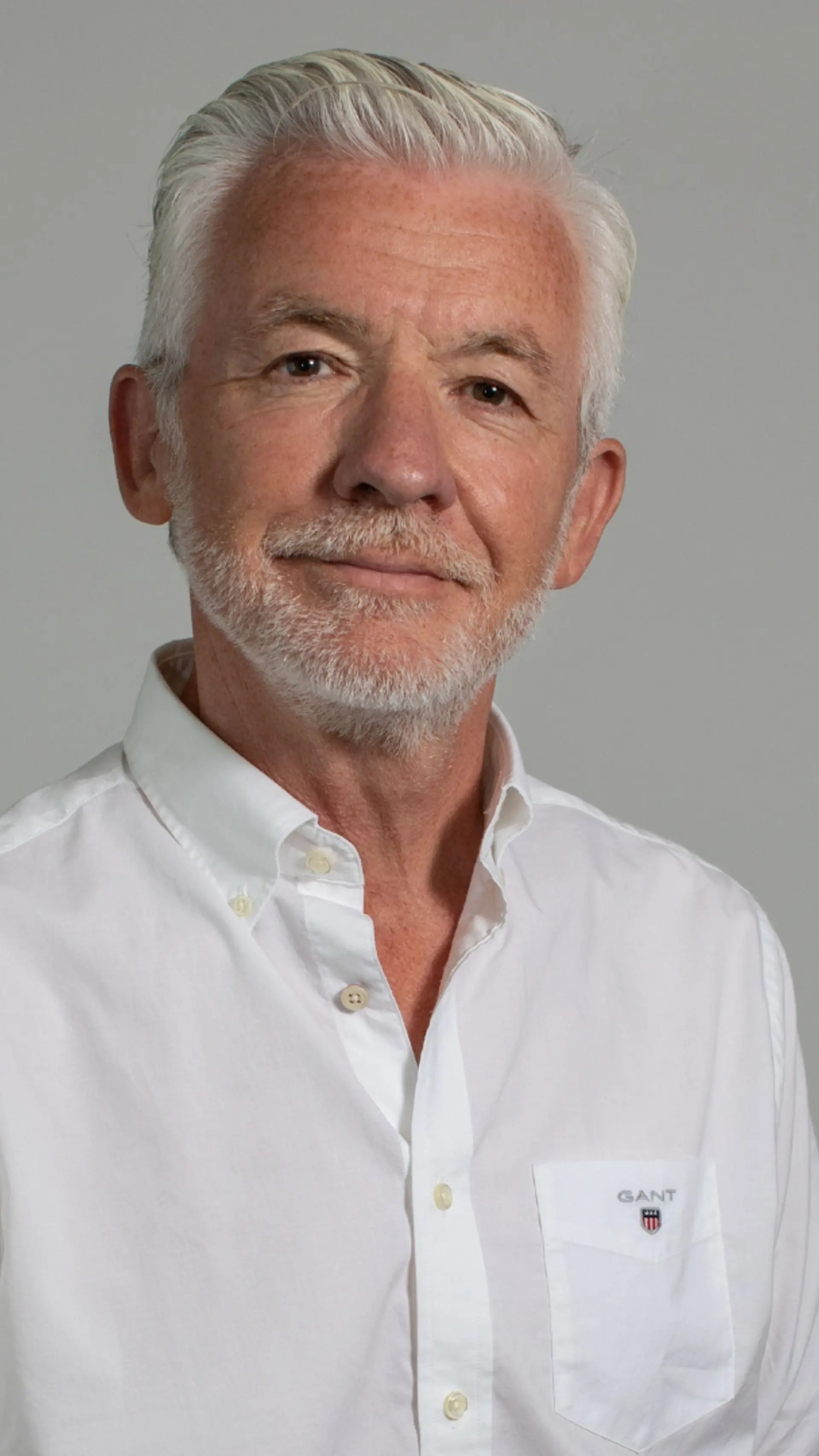 Alan O'Neill - <p data-start="359" data-end="522">Alan O’Neill helps leaders align culture, strategy and AI to close the gap between ambition and real-world results.</p>