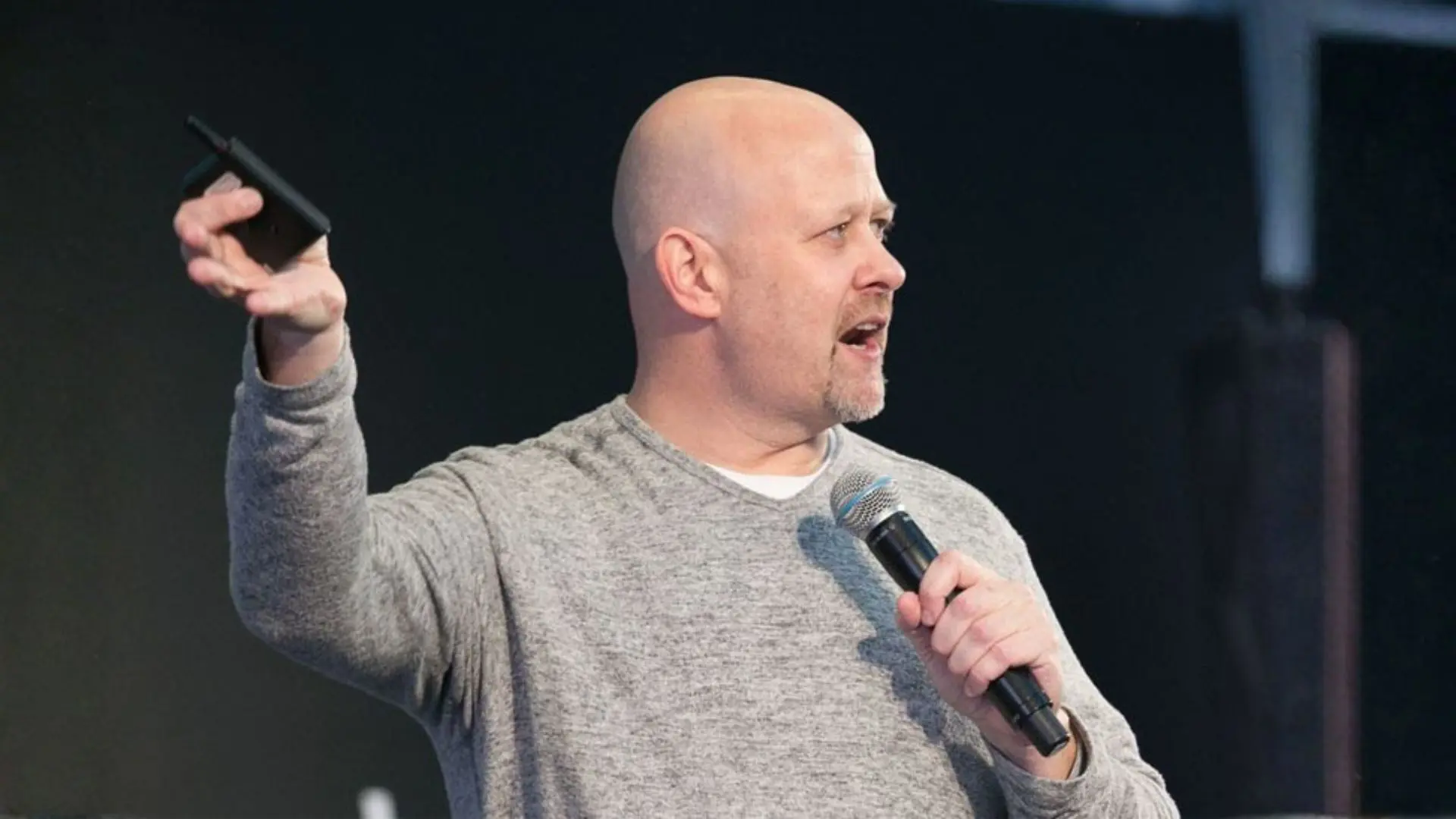 Larry Bailin - <p data-start="275" data-end="454">Larry Bailin delivers high-energy keynotes on sales, marketing, and digital consumer behavior that inspire action and real results.</p>