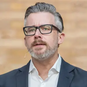 Daniel Sieberg