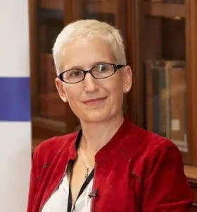 Xenia Wickett - Xenia Wickett helps leaders cut through complexity, turning global uncertainty into clear, strategic decisions that drive impact.