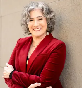 Jen Coken - Executive leadership expert helping women leaders claim authority and lead with unshakable confidence.