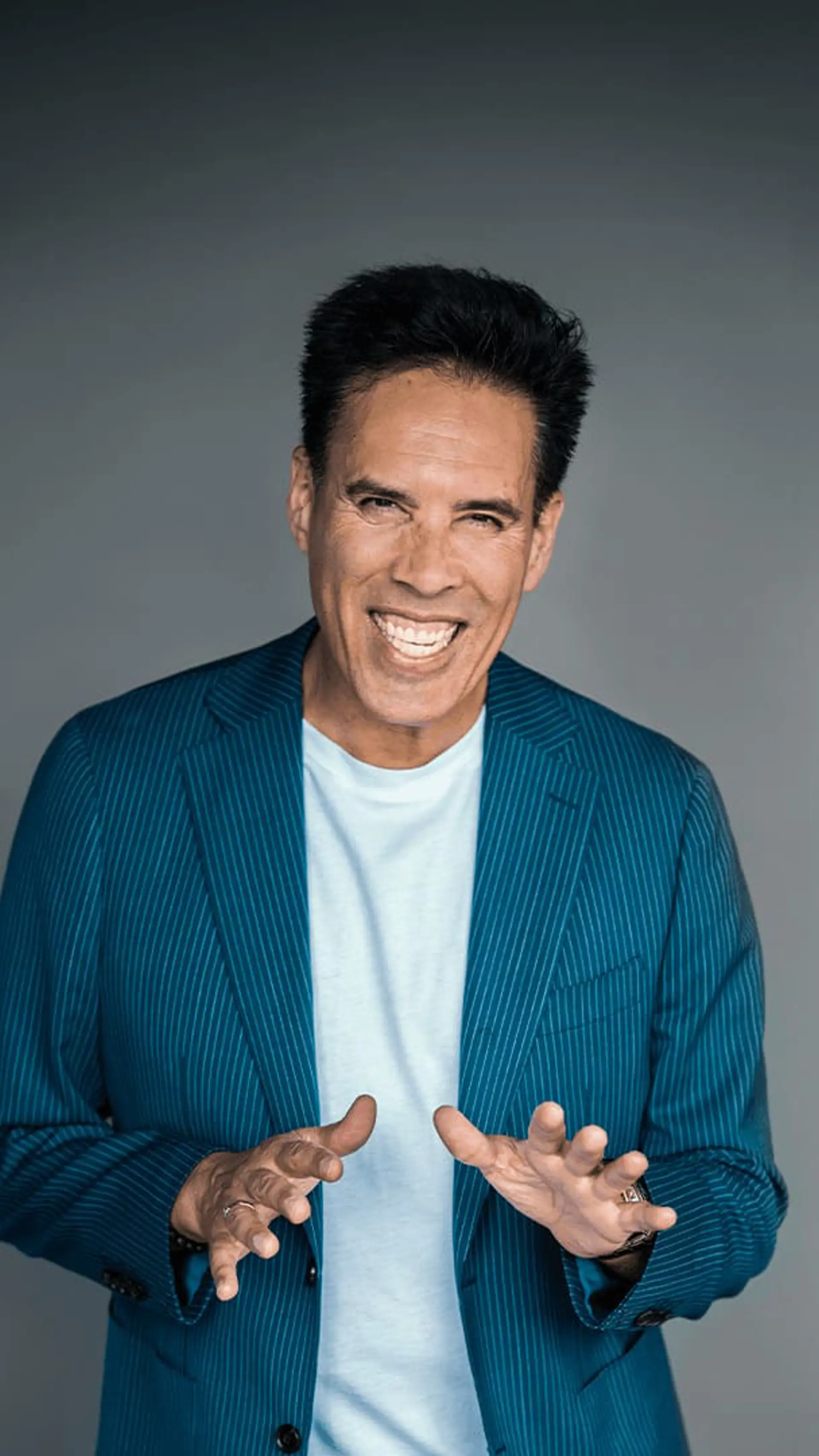 Freddie Ravel - Freddie Ravel is a renowned entertainment speaker, Grammy-nominated pianist, and founder of Life In Tune. 