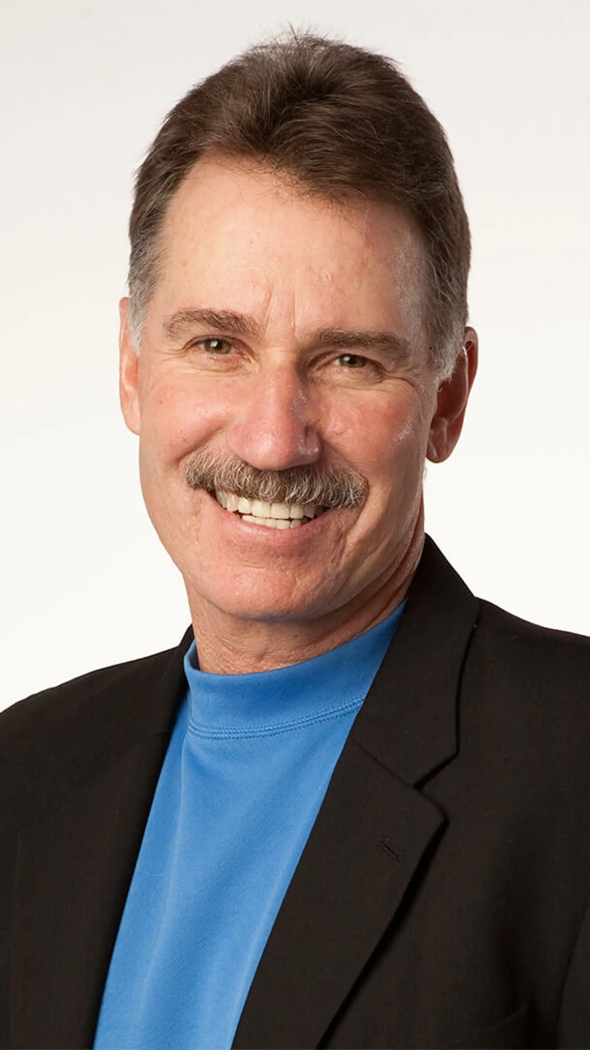 Dr. Kevin Freiberg