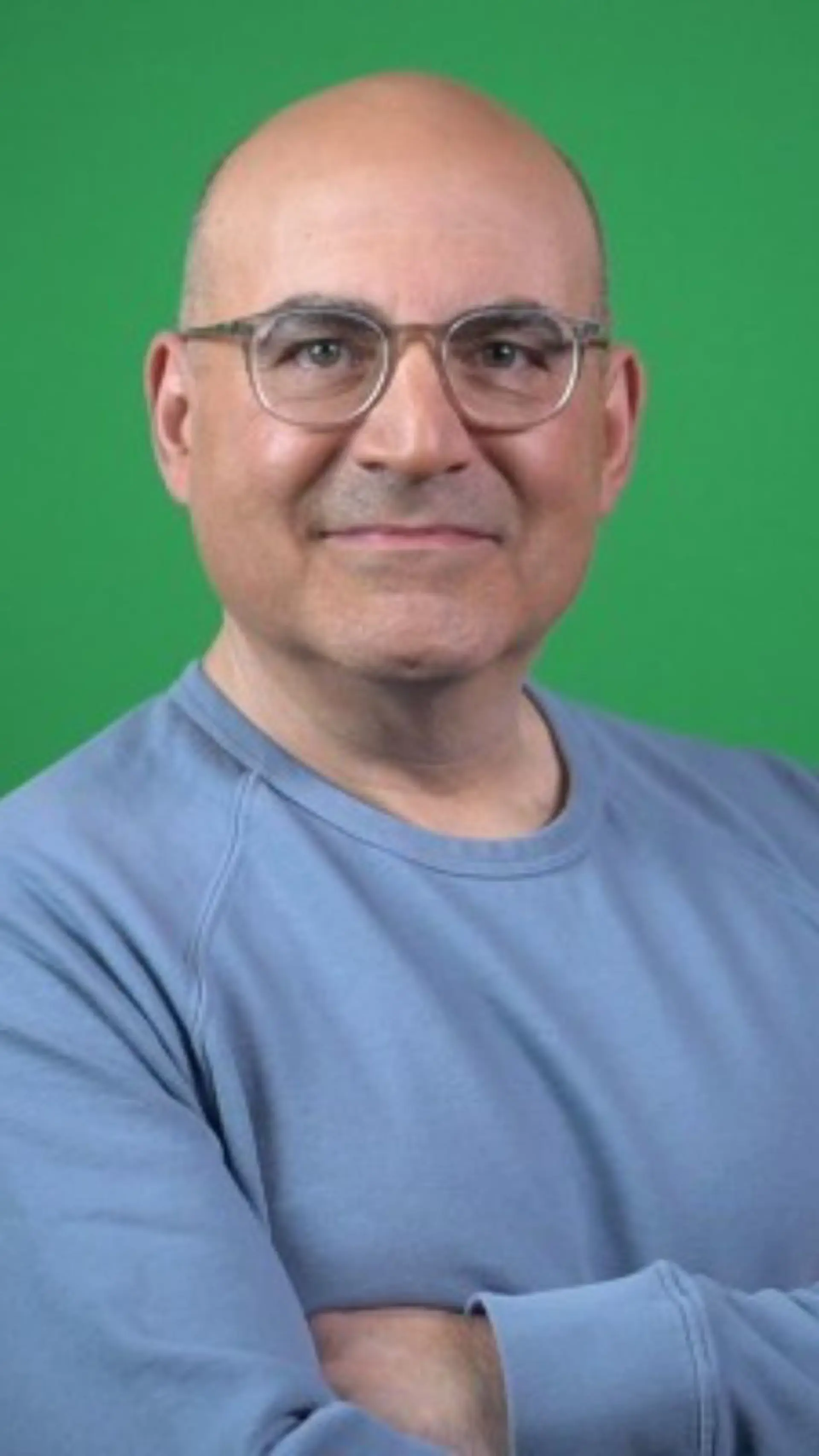 Shelly Palmer - <p data-start="272" data-end="427">Professor, tech visionary and media commentator decoding AI, business and the future of digital leadership.</p>