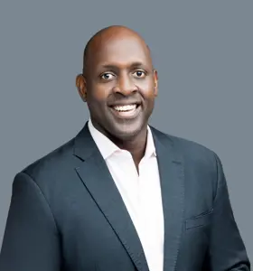 Desmond Clark - Former NFL player Desmond Clark inspires leaders and teams to win with clear standards, disciplined execution, and a mindset built for excellence.