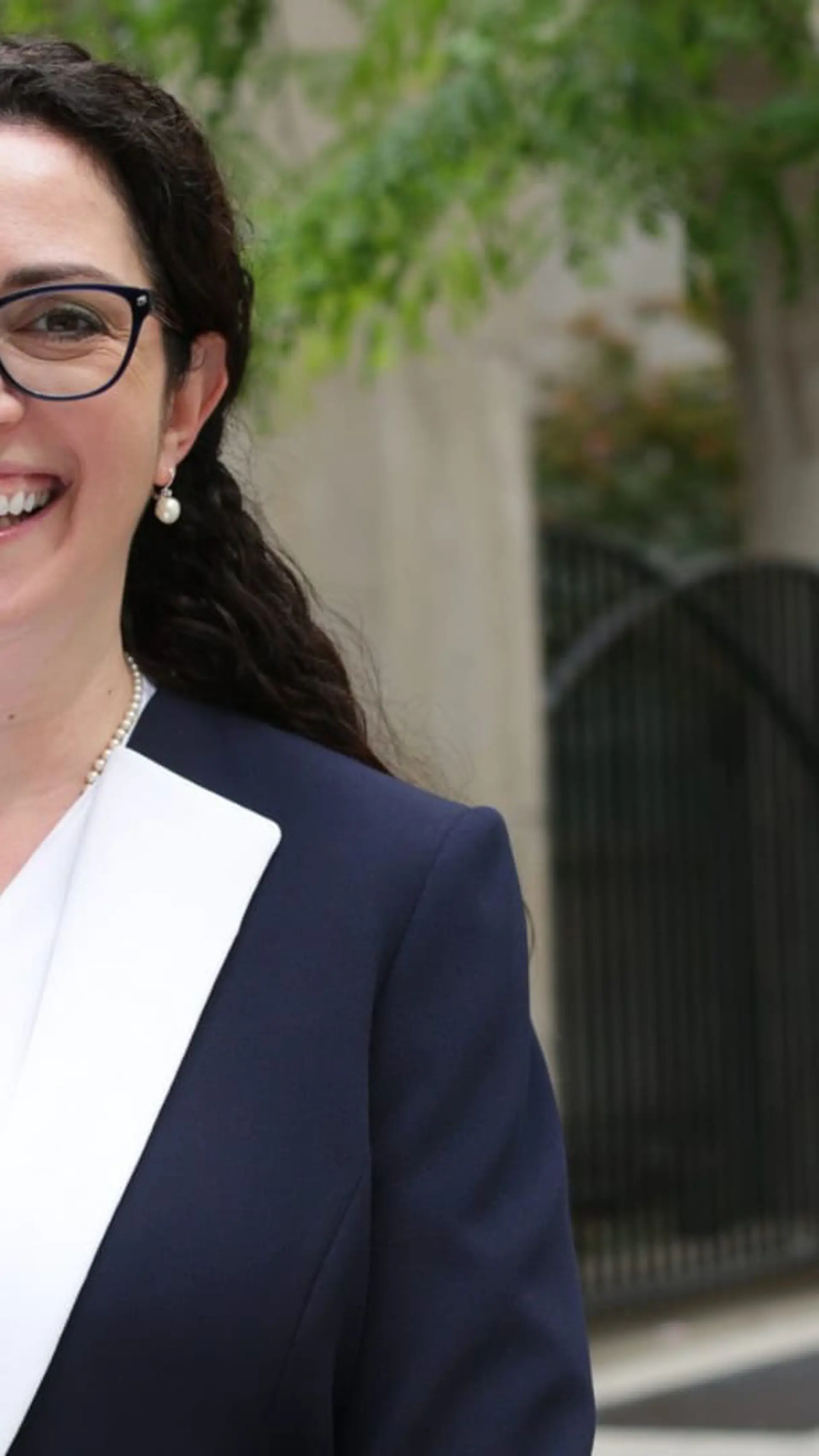 Ruth Gotian - <p>Unlock high performance with Dr. Ruth Gotian, Thinkers50’s #1 emerging management thinker and expert on success mindsets in elite performers.</p>