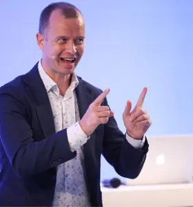 Cyriel Kortleven - Cyriel Kortleven inspires leaders and teams to embrace change with energy, creativity and practical tools that create action.