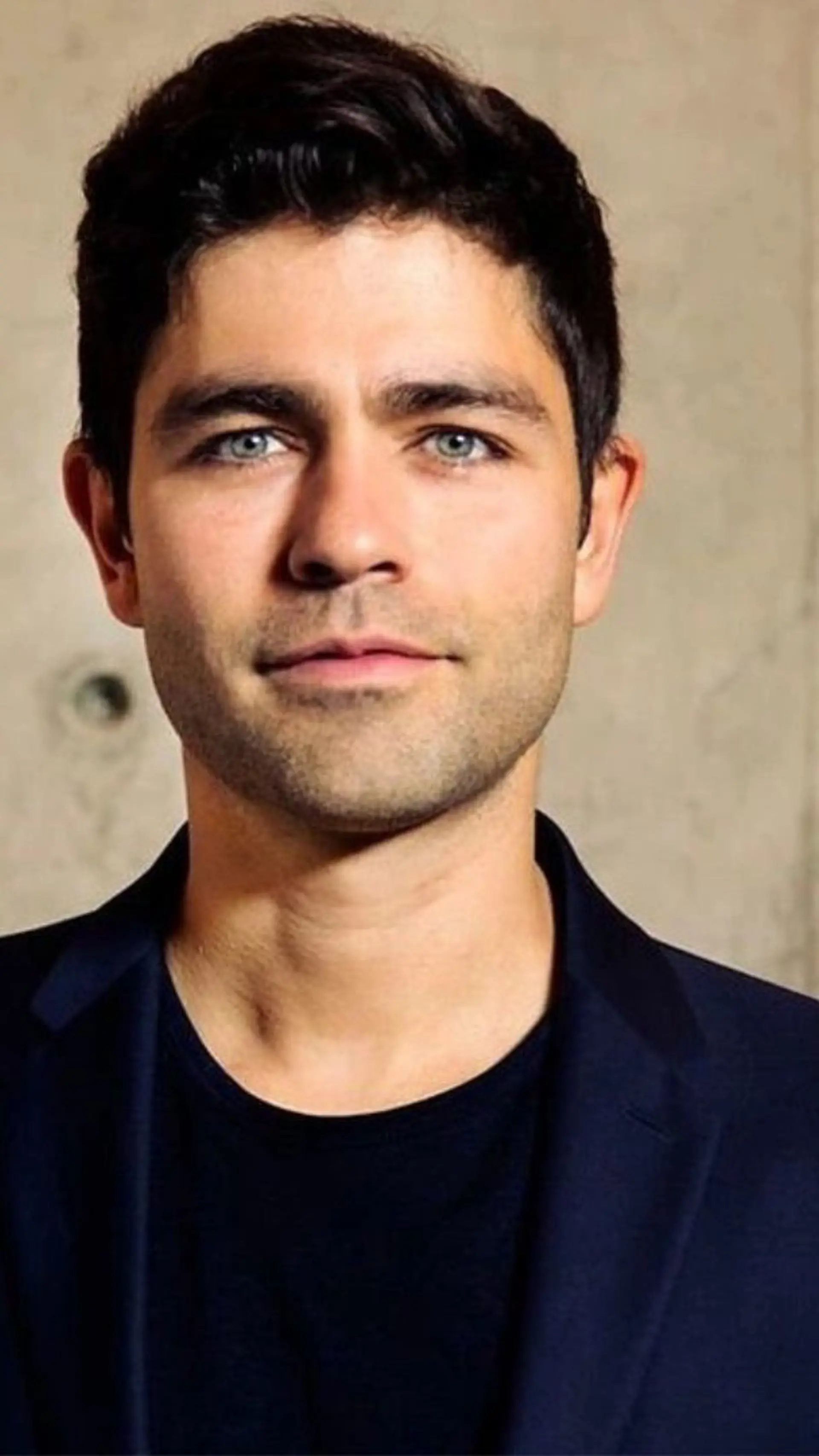 Adrian Grenier - <p data-start="272" data-end="445">Adrian Grenier blends Hollywood presence with environmental leadership, inspiring action through storytelling and innovation.</p>
