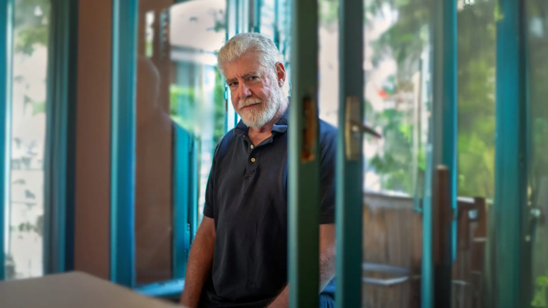 Bob Garfield - <p data-start="151" data-end="301">Media visionary Bob Garfield helps organizations navigate disruption with wit, insight, and decades of experience from NPR, ABC, and The Guardian.</p>