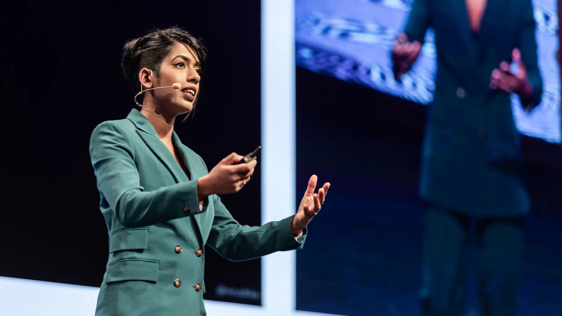 Sheree Atcheson - <p>Global DE&amp;I executive, author and award-winning voice shaping inclusive workplaces worldwide.</p>