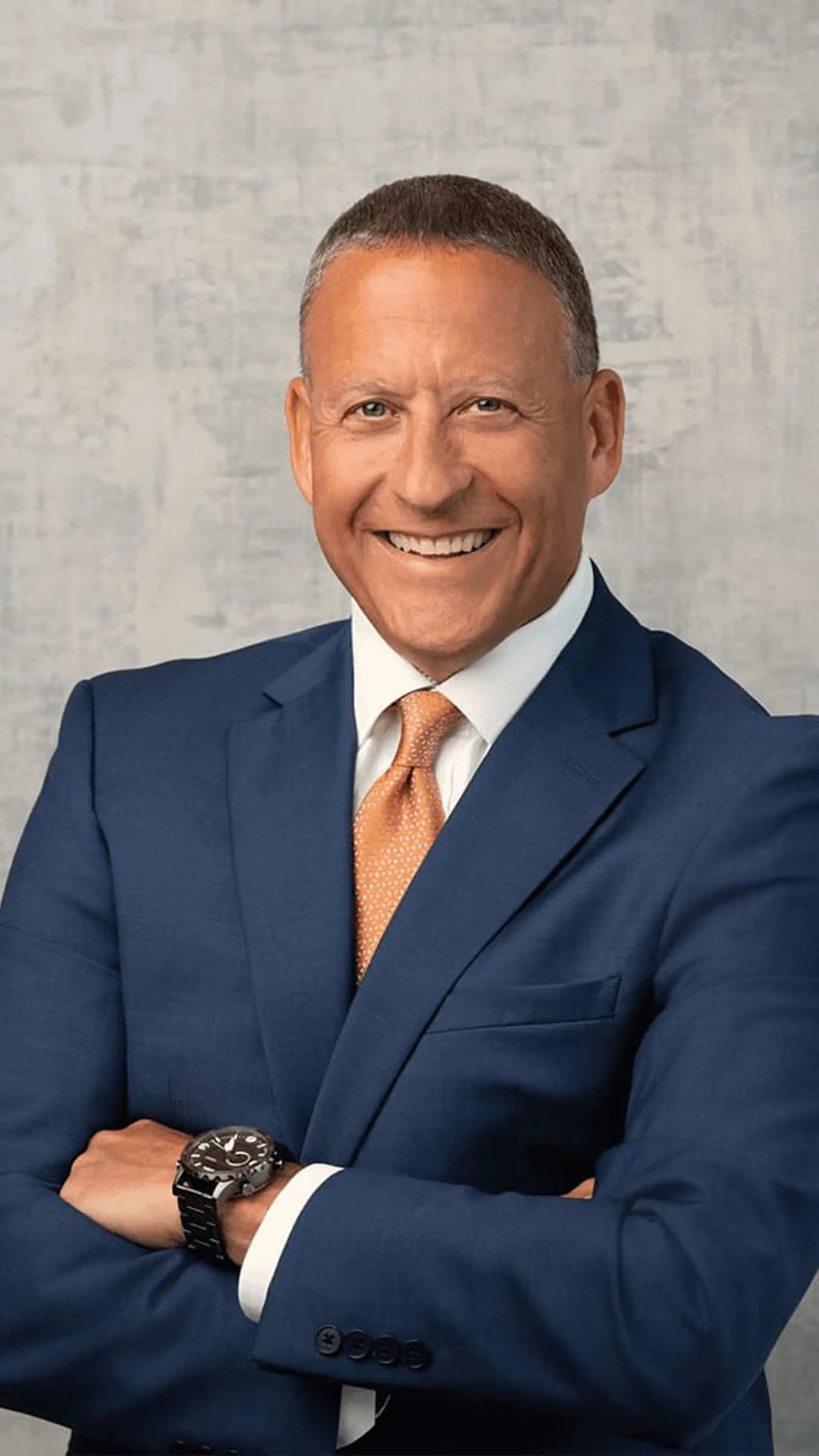 Ross Bernstein - The best-selling author of nearly 50 sports books, Ross Bernstein is an award-winning peak performance business speaker who’s keynoted conferences on ALL SEVEN continents for audiences as small as 10 and as large as 10,000.