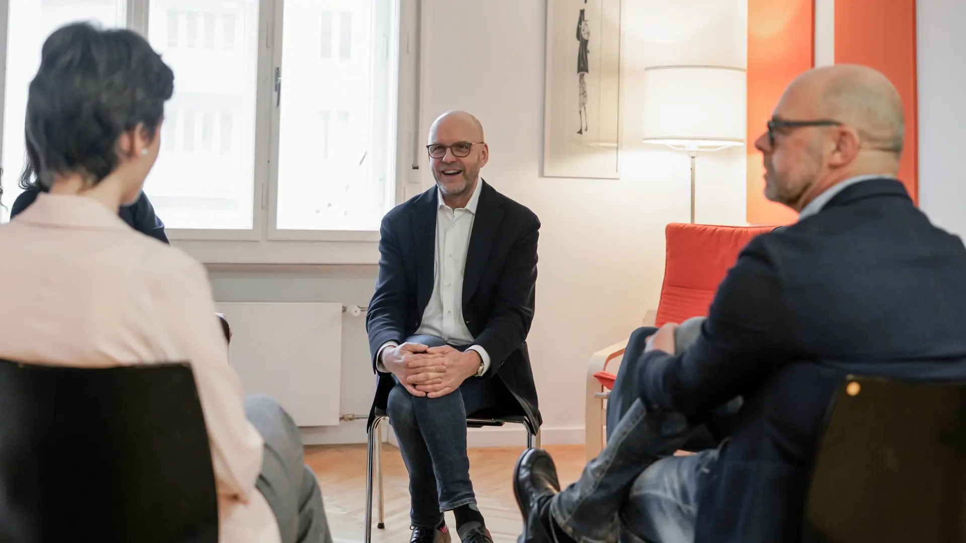 Bernhard Kerres - <p data-start="230" data-end="356">Former opera singer and CEO helping leaders master performance, coaching, and AI-driven leadership.</p>