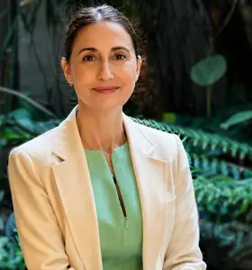 Diana Verde Nieto - Diana Verde Nieto helps leaders turn strategy into action by combining practical AI, human capability and purpose to drive measurable impact.